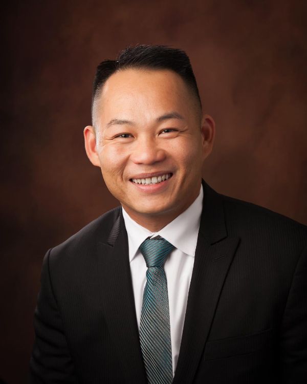 Harry V. Nguyen, EA, MBA